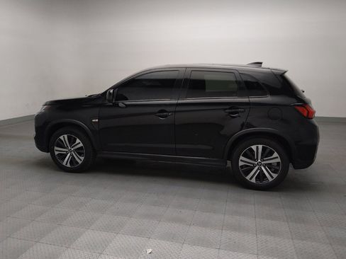 Used 2021 Mitsubishi Outlander Sport LE image 3