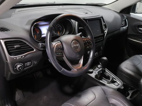 Used 2020 Jeep Cherokee Limited w/ Technology Group AWD/4WD image 15