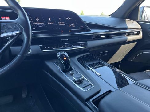 Used 2021 Cadillac Escalade Sport w/ Driver Assist Tech Package AWD/4WD image 15