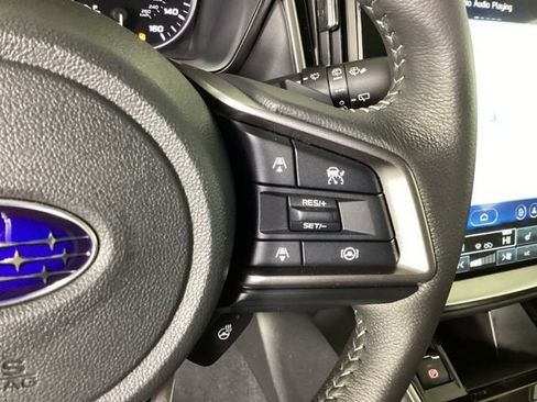 Used 2025 Subaru Outback Limited AWD/4WD image 30