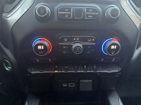 Used 2022 Chevrolet Silverado 1500 RST image 27