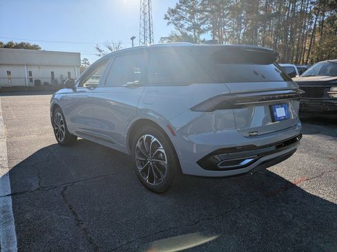 New 2026 Lincoln Nautilus Reserve image 6