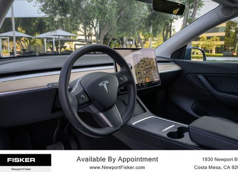 Used 2021 Tesla Model Y Long Range AWD/4WD image 12