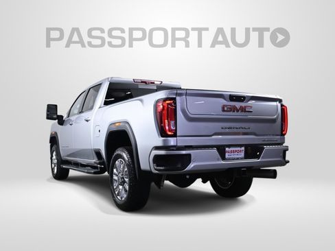 Used 2023 GMC Sierra 2500 Denali w/ Denali Ultimate Package AWD/4WD image 5