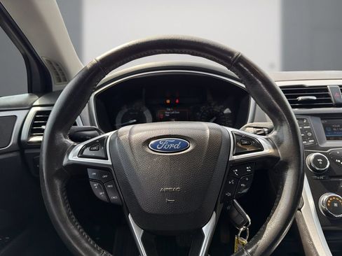 Used 2015 Ford Fusion SE w/ Equipment Group 201A FWD image 20