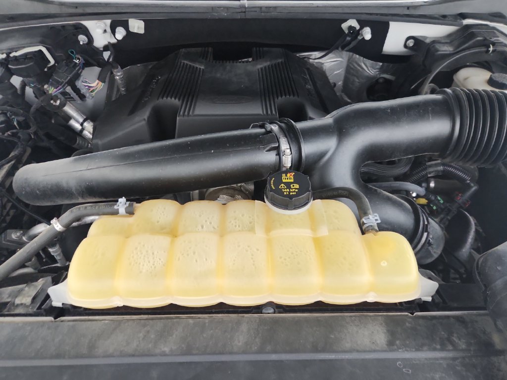 Used 2018 Ford F150 XLT w/ Equipment Group 302A Luxury AWD/4WD image 36