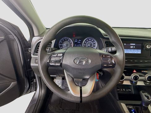 Used 2019 Hyundai Elantra SE w/ Cargo Package image 13