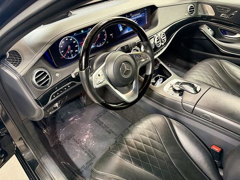 Used 2020 Mercedes-Benz Maybach S 560 4MATIC image 4