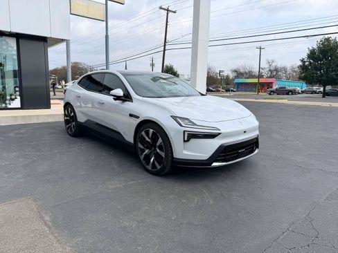New 2026 Polestar Polestar 4 w/ Performance Pack image 8