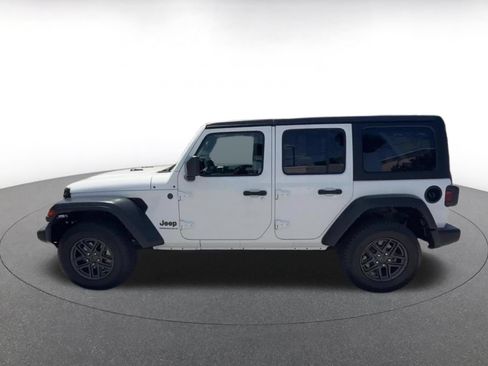 Used 2025 Jeep Wrangler Unlimited Sport AWD/4WD image 7