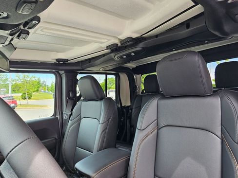 New 2026 Jeep Gladiator Sport image 20