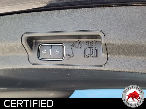 Used 2024 Ford Explorer XLT w/ Equipment Group 202A RWD image 15