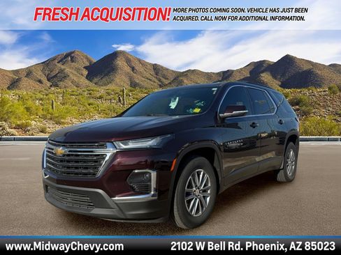 Certified 2022 Chevrolet Traverse LT FWD image 1