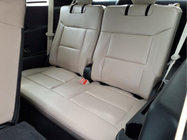 Used 2022 Ford Explorer Limited w/ Equipment Group 301A AWD/4WD image 9