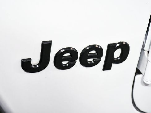 Used 2020 Jeep Wrangler Unlimited Sport AWD/4WD image 75