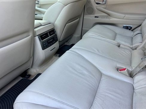 Used 2009 Lexus LX 570 4WD image 13