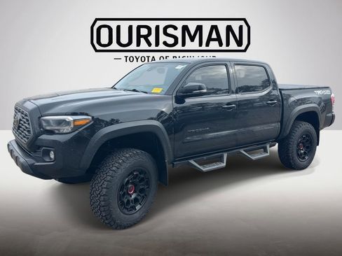 Used 2023 Toyota Tacoma TRD Off-Road w/ Advanced Technology Package image 12