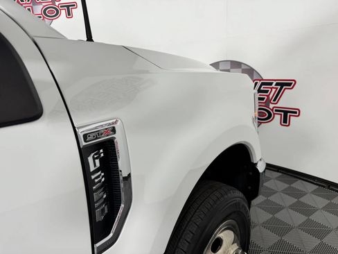 Used 2022 Ford F350 XL w/ STX Appearance Package AWD/4WD image 29