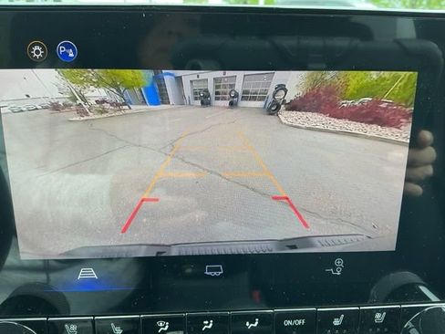 New 2026 Chevrolet Colorado Z71 w/ Z71 Convenience Package 2 AWD/4WD image 21