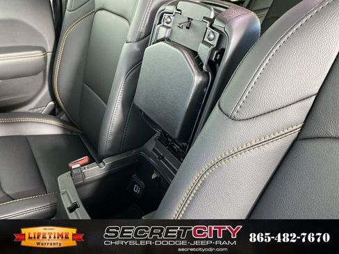 New 2026 Jeep Gladiator Sport image 28