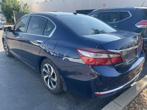 Used 2016 Honda Accord EX image 3