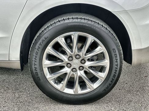 Certified 2020 Buick Enclave Premium w/ Surround and Sites Package FWD image 32