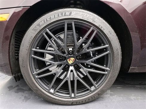 Used 2024 Porsche Macan GTS image 6