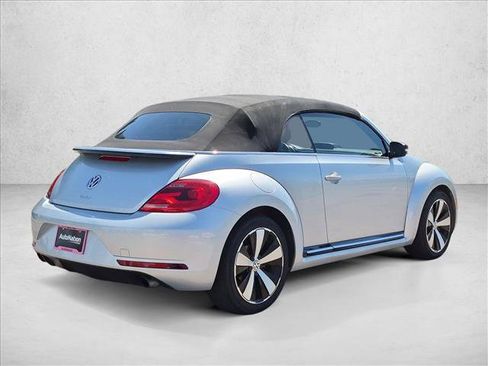 Used 2013 Volkswagen Beetle 2.0T FWD image 5