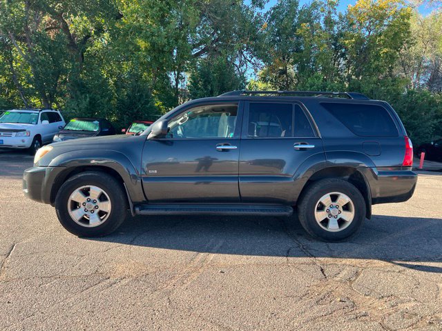 Used 2009 Toyota 4Runner SR5 RWD image 2