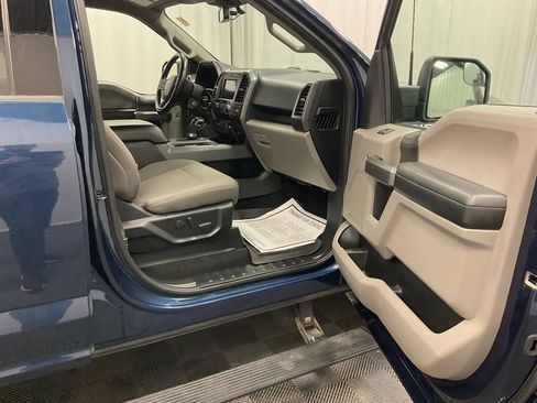 Used 2020 Ford F150 XLT w/ Equipment Group 302A Luxury AWD/4WD image 28