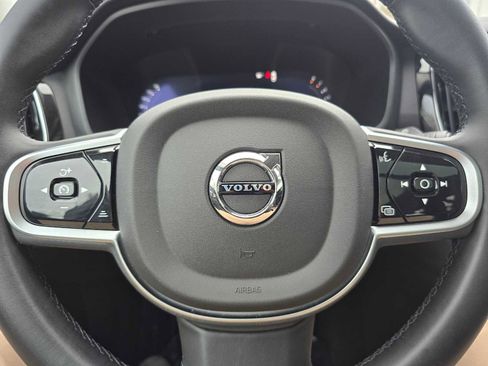 Certified 2025 Volvo V60 B5 Cross Country Plus image 24