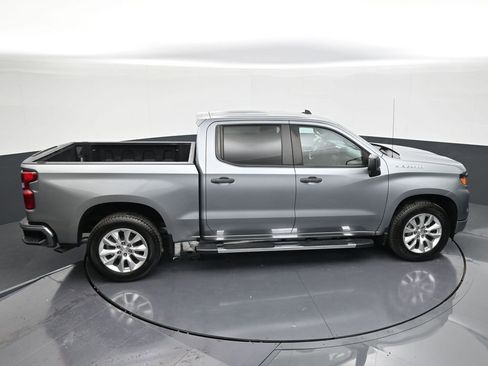 Used 2023 Chevrolet Silverado 1500 Custom image 17