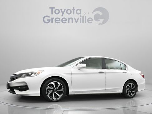 Used 2017 Honda Accord EX-L image 2