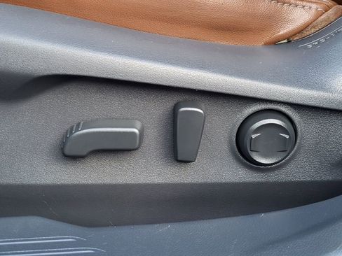 Used 2020 Subaru Outback Touring XT image 12