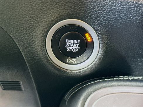 Used 2023 Dodge Challenger SXT image 21