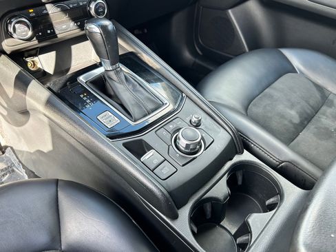 Used 2018 MAZDA CX-5 Touring image 18