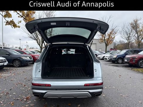 Certified 2025 Audi Q7 3.0T Premium w/ Convenience Package image 10