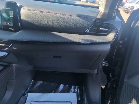 New 2026 Nissan Kicks SR w/ Cold Weather Package image 51