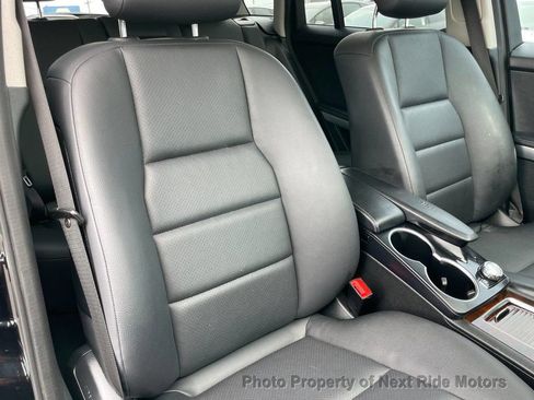 Used 2015 Mercedes-Benz GLK 350 2WD image 17