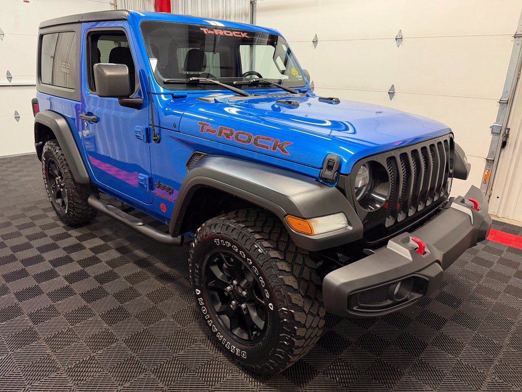 Used 2021 Jeep Wrangler Sport AWD/4WD image 8