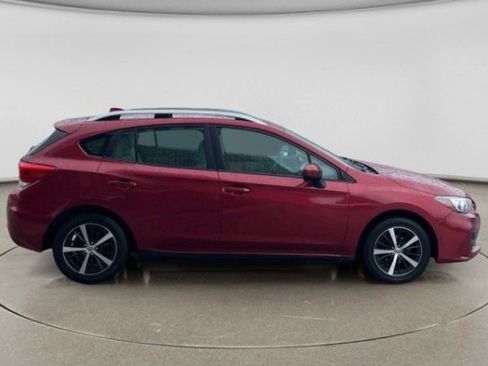 Used 2019 Subaru Impreza 2.0i Premium AWD/4WD image 2