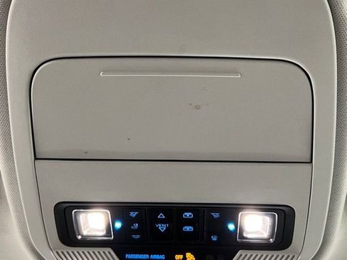 Used 2025 Ford Expedition Platinum AWD/4WD image 36
