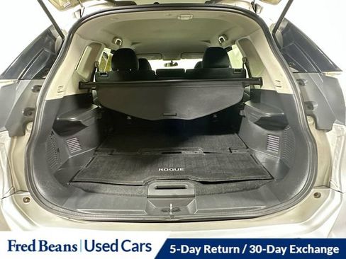 Used 2015 Nissan Rogue SV AWD/4WD image 31