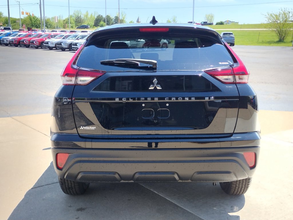 New 2026 Mitsubishi Eclipse Cross ES AWD/4WD image 13