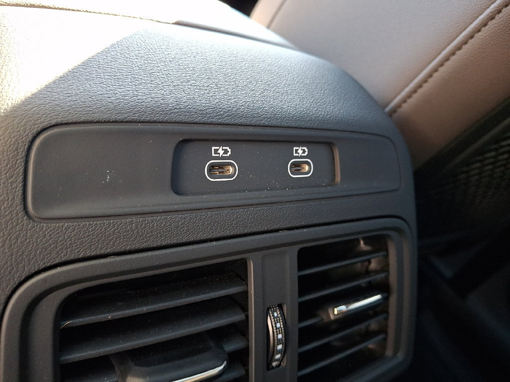 Certified 2025 Audi Q5 Premium w/ Premium Plus AWD/4WD image 11