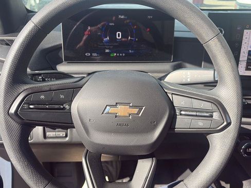 Used 2025 Chevrolet Silverado EV W/T w/ WT Plus Package AWD/4WD image 5
