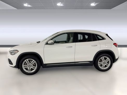 Certified 2022 Mercedes-Benz GLA 250 4MATIC image 2