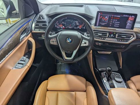 Used 2023 BMW X4 xDrive30i w/ Premium Package AWD/4WD image 7