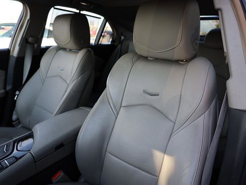 Used 2018 Cadillac CTS Premium Luxury image 6