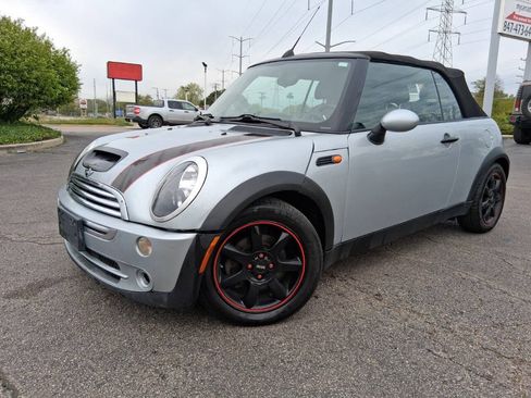 Used 2006 MINI Cooper Convertible FWD image 1